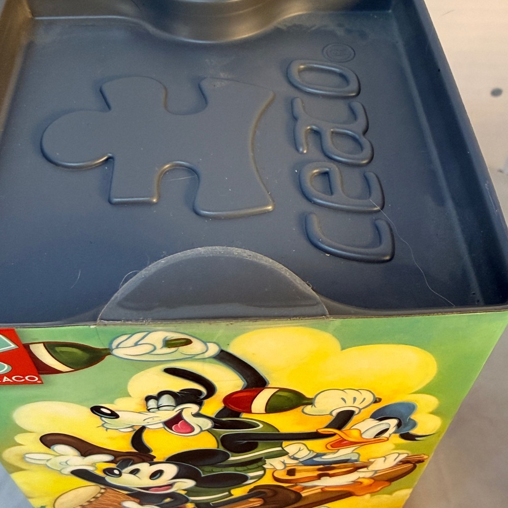Disney Fine Art Surf Trio 1000 Piece Puzzle Mickey Goofy Donald Tim Rogerson Tin - Picture 2 of 8